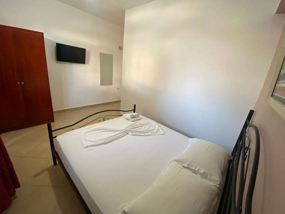 Resol Hotel Ksamil Extérieur photo